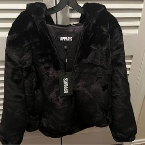 NWT Apparis pluche faux fur pipa zip up jacket with hood. Sz Medium never worn